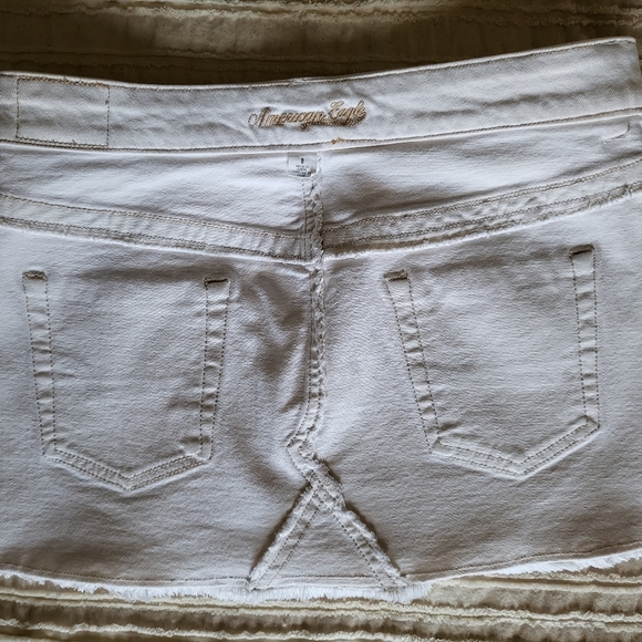 NWOT American Eagle Outfitters Carpenter-White Denim Mini Skirt Size 8 - Picture 7 of 13